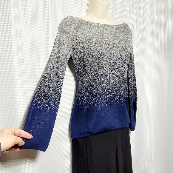 WHBM Silver & Navy Blue Ombre Long Sleeve Sweater (XXS) - Picture 3 of 10